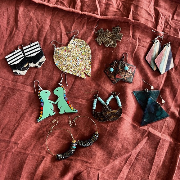 Jewelry - Colorful Assorted Earrings Set